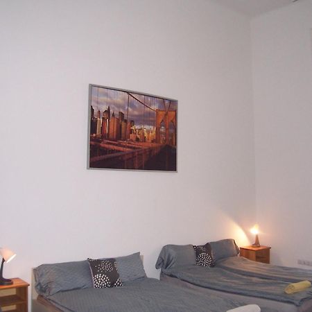 A & E Apartment Budapest Ngoại thất bức ảnh